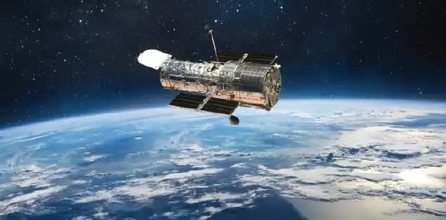 Who Invented the Hubble Telescope?