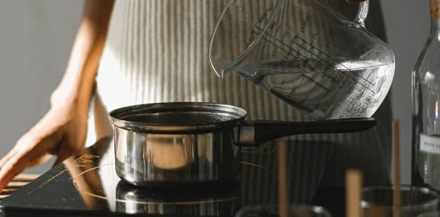 How Long Does It Take to Boil Water on the Stove?