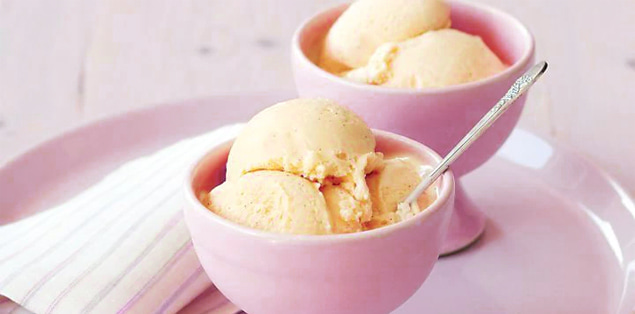 Does Vanilla Ice Cream Have Eggs?