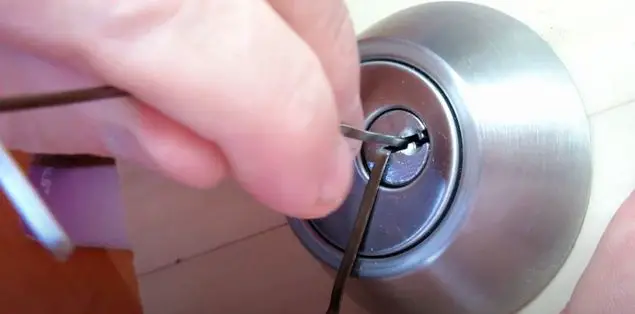 How to Unlock a Bedroom Door With a Bobby Pin?